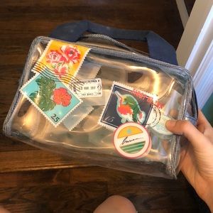 2/$25! LiIKE NEW!!! Clear Vera Bradley toiletry bag